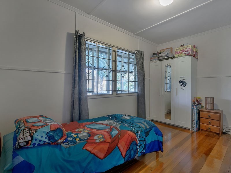 182 Sterculia Avenue, Holland Park West QLD 4121