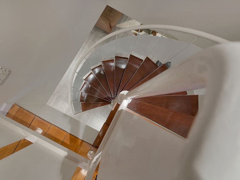 10 Burlington Street, Holland Park QLD 4121