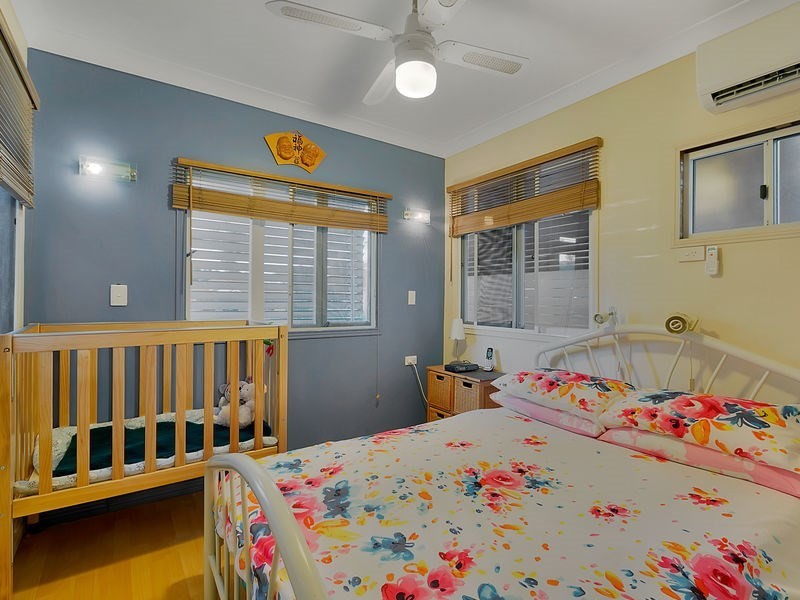 25 Invermore Street, Mount Gravatt East QLD 4122