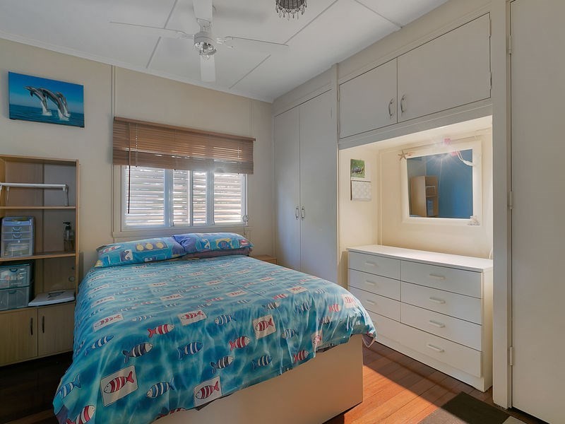 25 Invermore Street, Mount Gravatt East QLD 4122