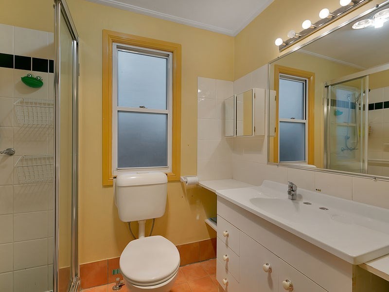 25 Invermore Street, Mount Gravatt East QLD 4122