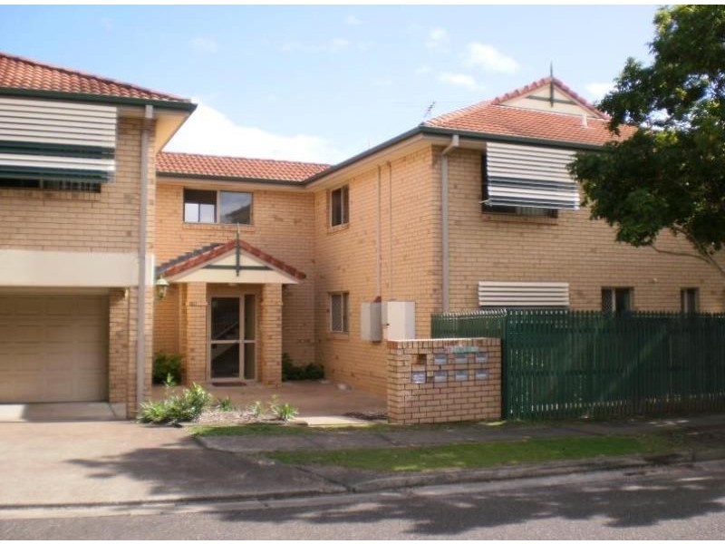 4/197 Juliette Street, Greenslopes QLD 4120