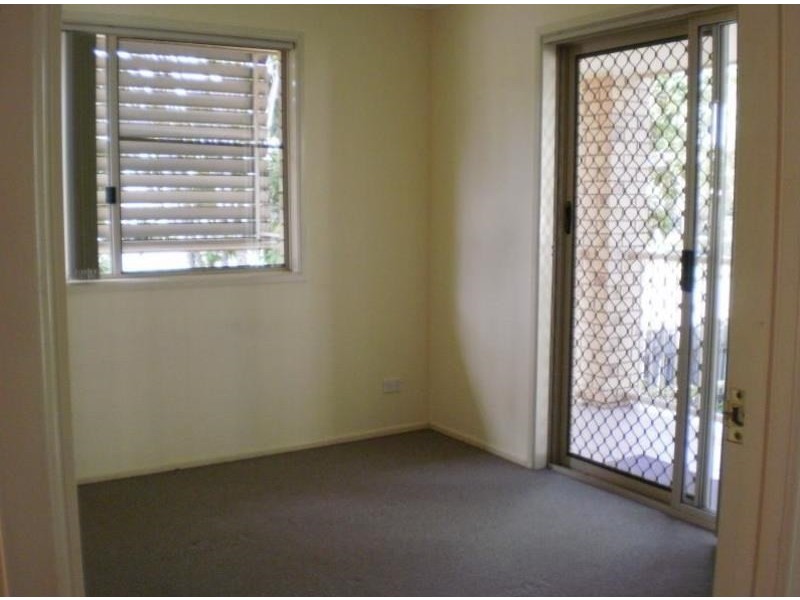 4/197 Juliette Street, Greenslopes QLD 4120