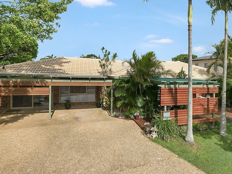 17 Ruby Avenue, Tarragindi QLD 4121