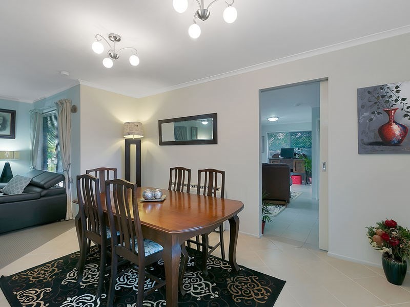 17 Ruby Avenue, Tarragindi QLD 4121