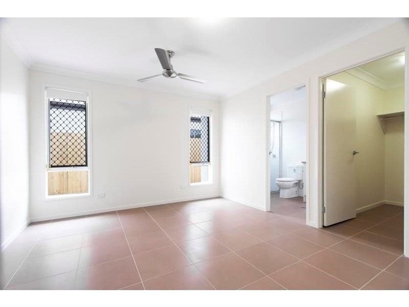 81 Brookside Circuit, Ormeau QLD 4208