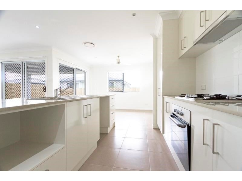 81 Brookside Circuit, Ormeau QLD 4208