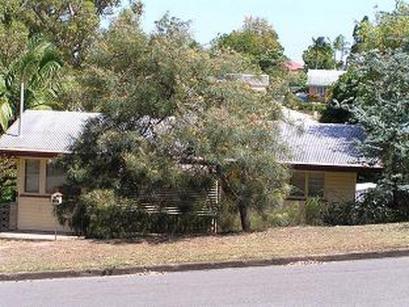 31 Diamond Street, Holland Park QLD 4121