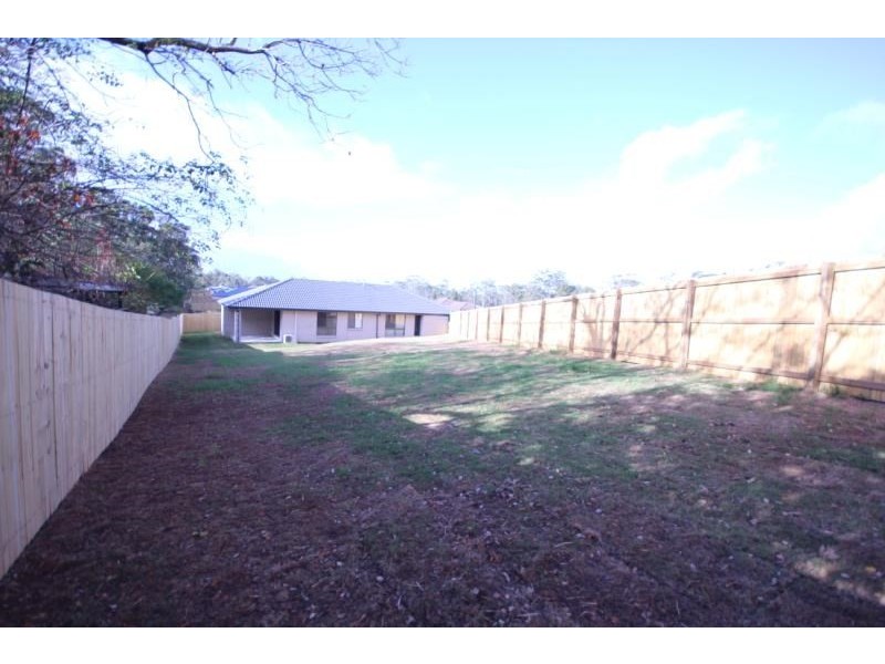 2 Gordon Drive, Bellbird Park QLD 4300