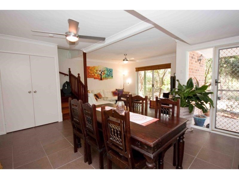 21 Perrin Drive, Seven Hills QLD 4170