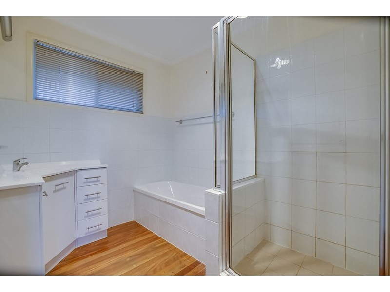 19 Redpath Street, Wishart QLD 4122