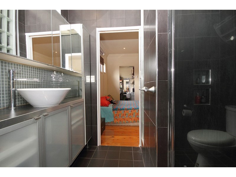12 Raff Avenue, Holland Park QLD 4121