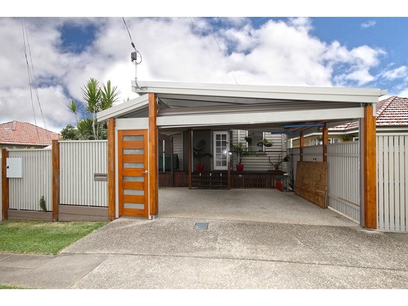 12 Raff Avenue, Holland Park QLD 4121