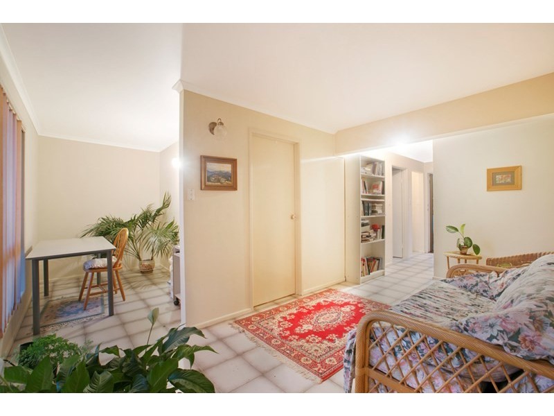 8 Mungo Place, Southport QLD 4215