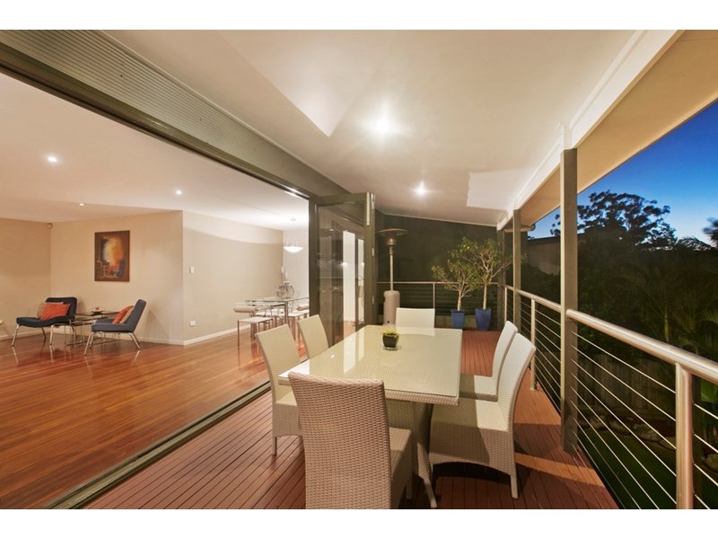 10 Dagmar Street, Holland Park West QLD 4121