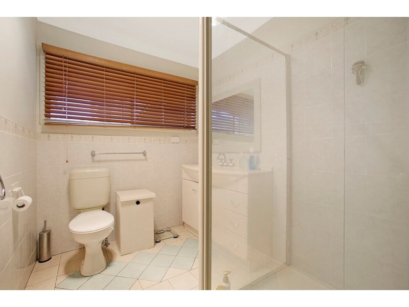 38 Dirkala Street, Mansfield QLD 4122