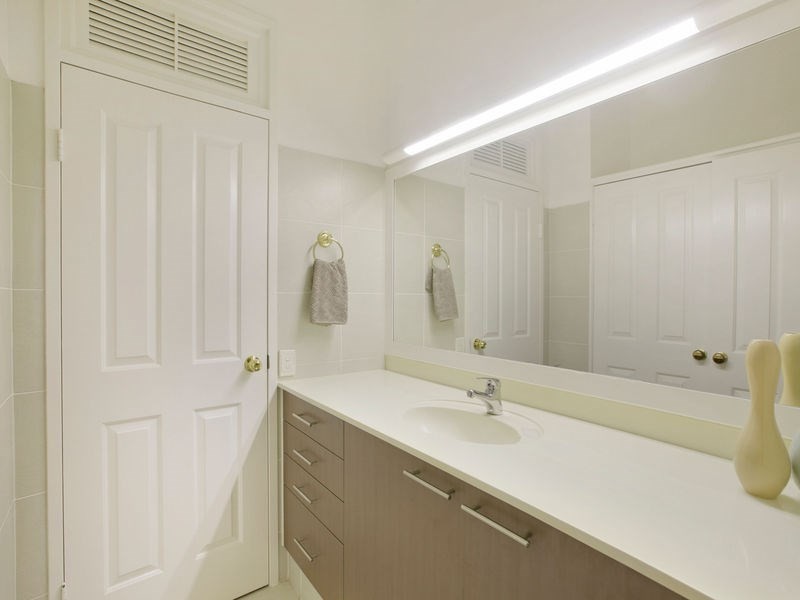 19 Dellwood Street, Nathan QLD 4111