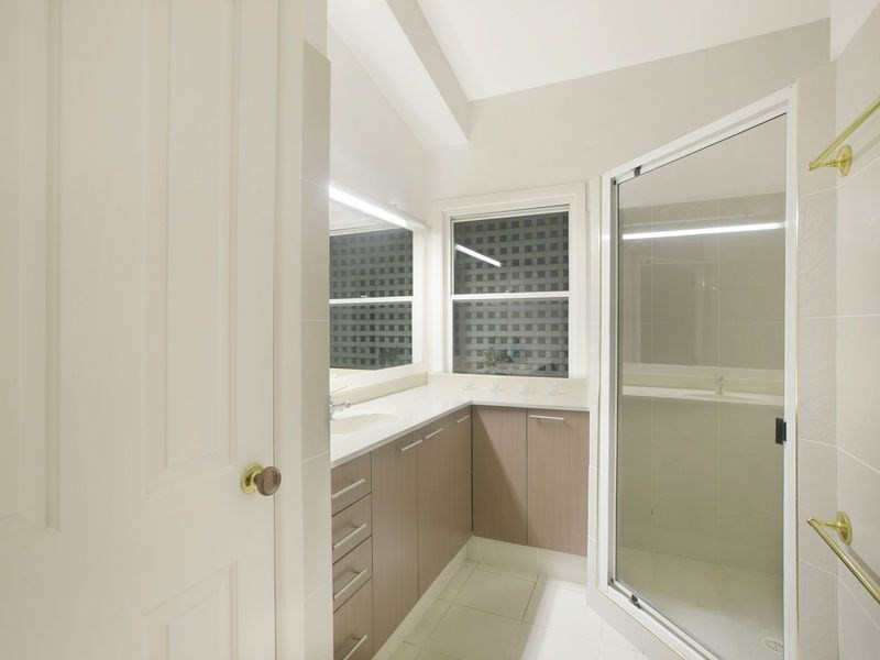 19 Dellwood Street, Nathan QLD 4111