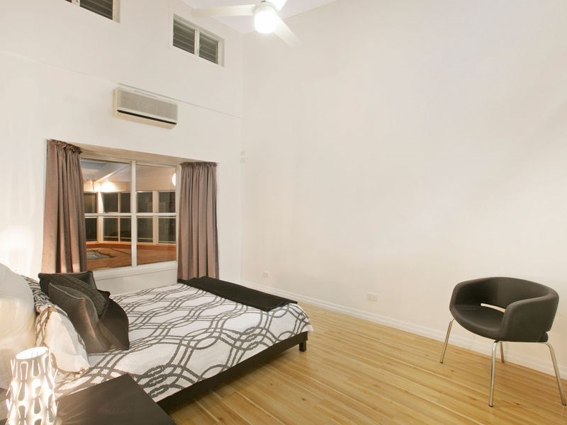 19 Dellwood Street, Nathan QLD 4111