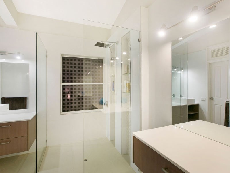 19 Dellwood Street, Nathan QLD 4111