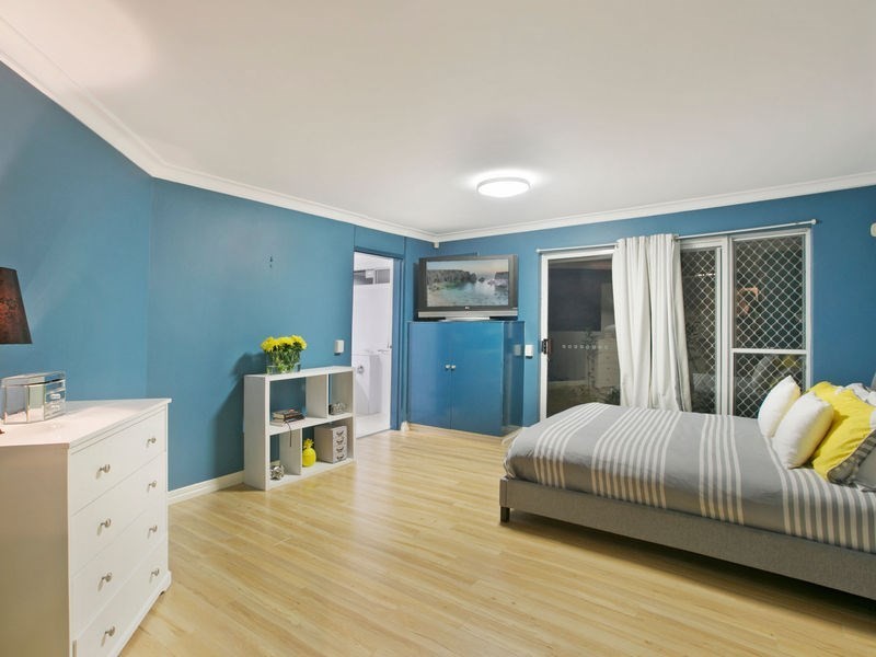 19 Dellwood Street, Nathan QLD 4111