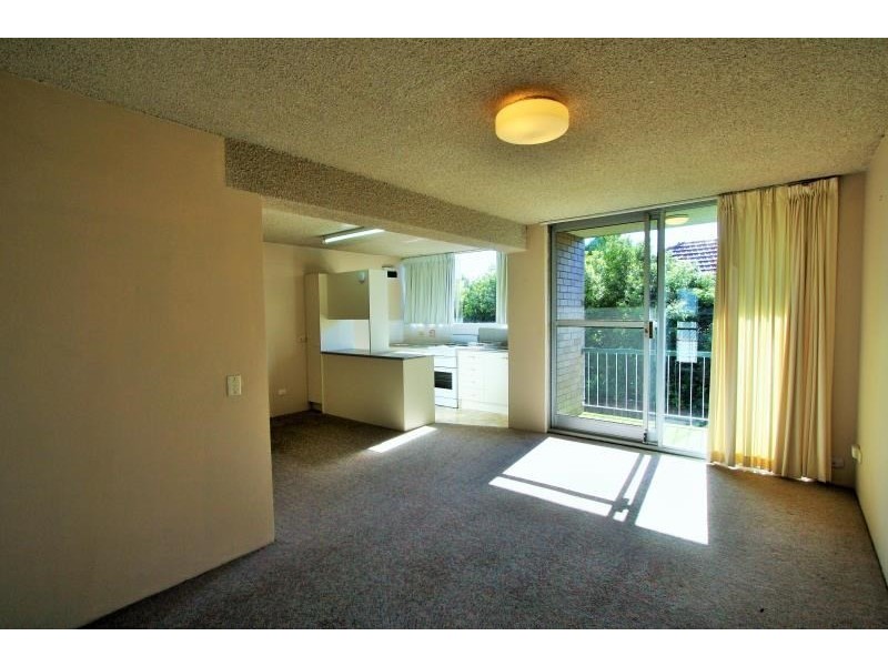 2/34 Yuletide Street, Holland Park QLD 4121