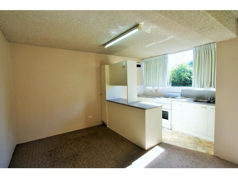 2/34 Yuletide Street, Holland Park QLD 4121