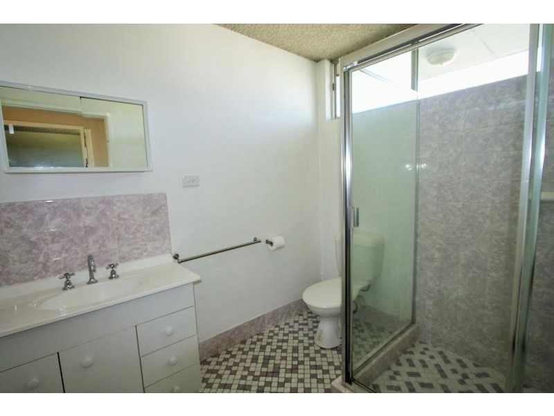 2/34 Yuletide Street, Holland Park QLD 4121