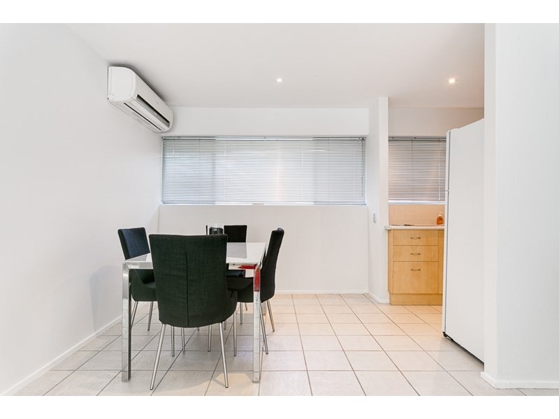 5/183 Nursery Road, Holland Park West QLD 4121