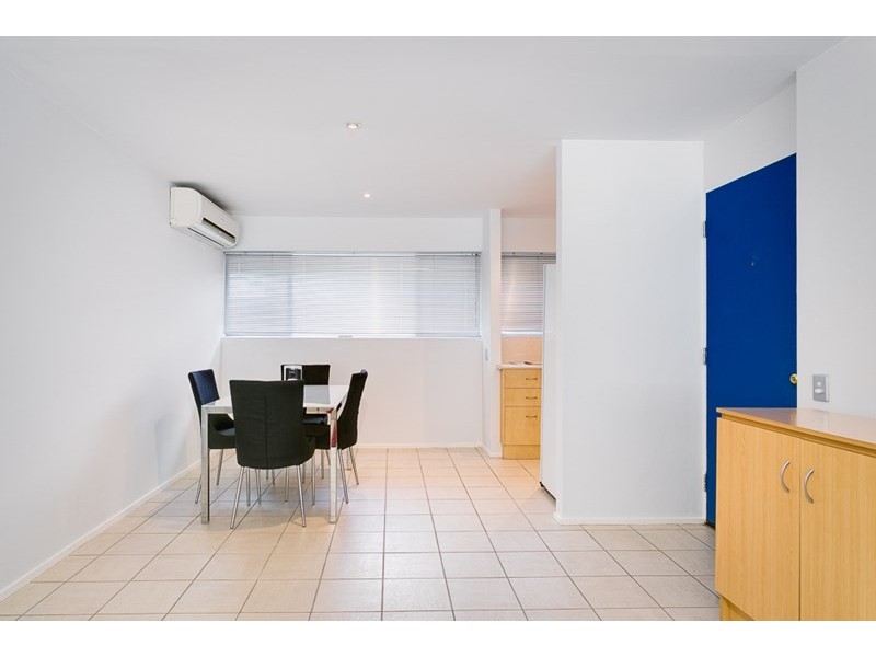 5/183 Nursery Road, Holland Park West QLD 4121