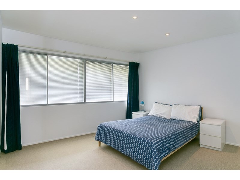 5/183 Nursery Road, Holland Park West QLD 4121