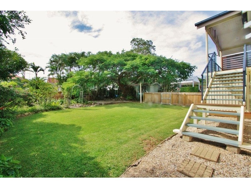 46 Reuben Street, Holland Park QLD 4121