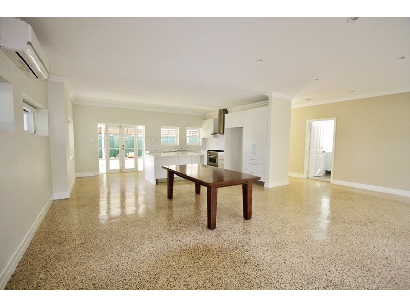 46 Reuben Street, Holland Park QLD 4121