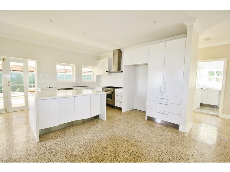 46 Reuben Street, Holland Park QLD 4121