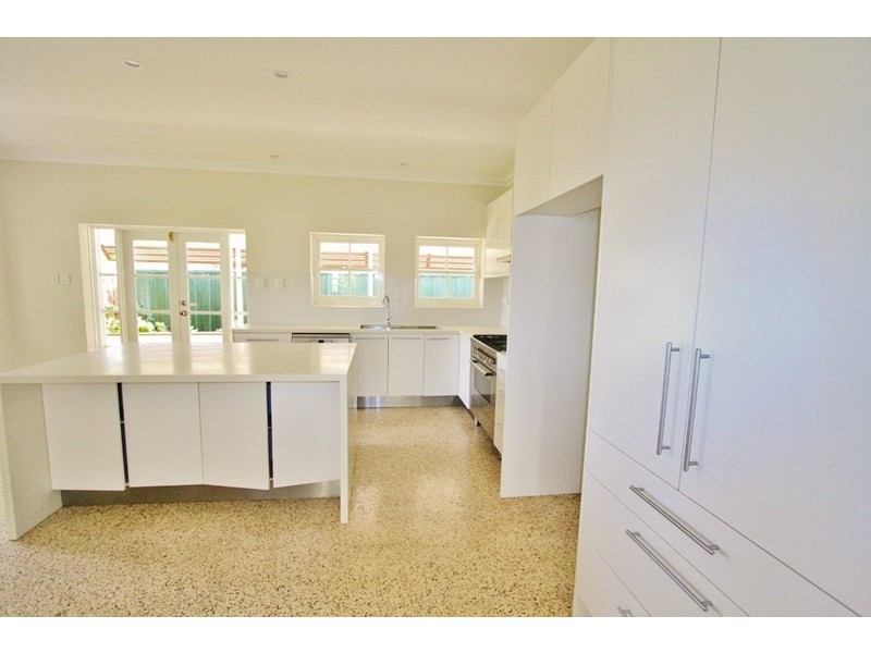 46 Reuben Street, Holland Park QLD 4121