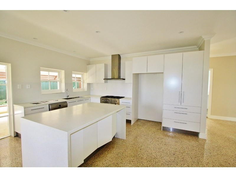 46 Reuben Street, Holland Park QLD 4121