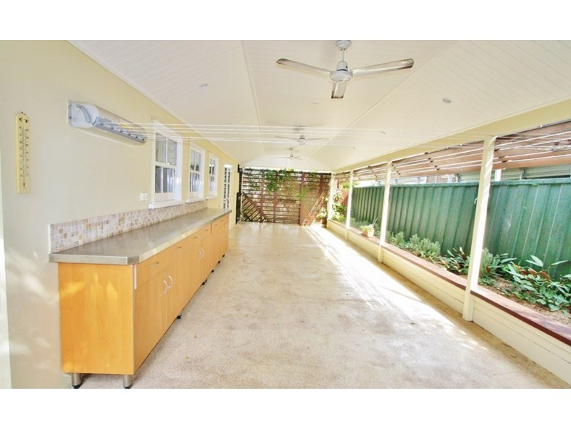 46 Reuben Street, Holland Park QLD 4121