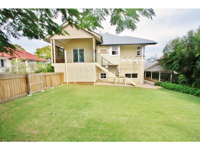 46 Reuben Street, Holland Park QLD 4121