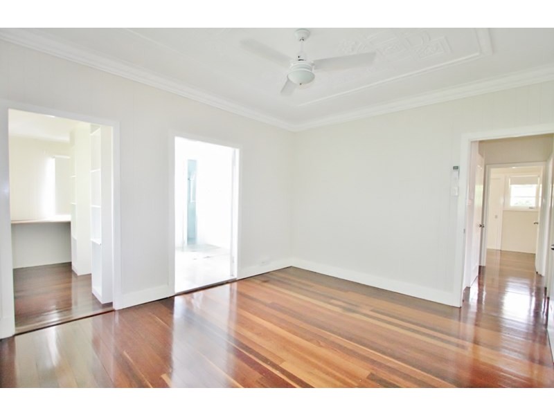 46 Reuben Street, Holland Park QLD 4121