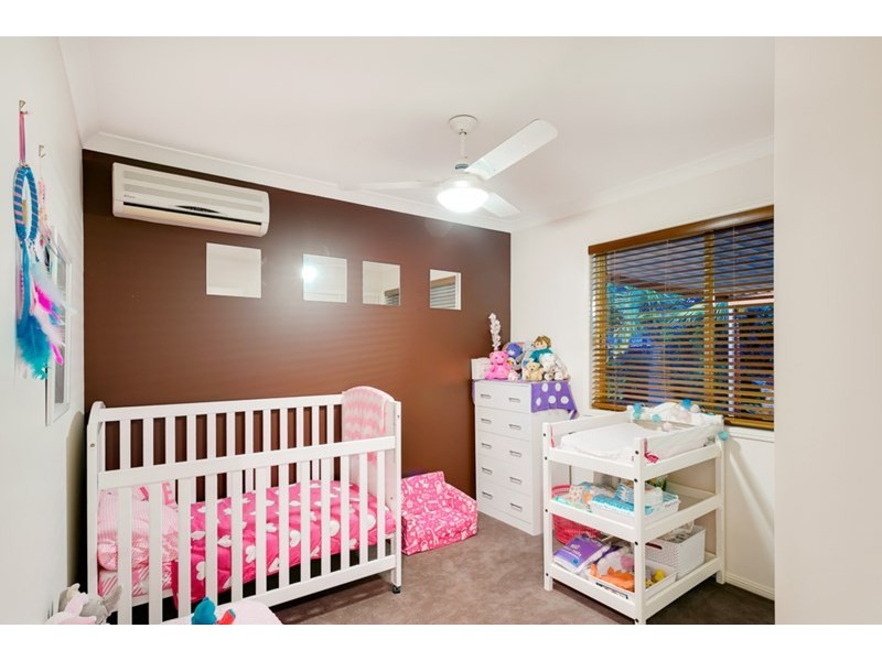 7 Timberland Place, Loganholme QLD 4129