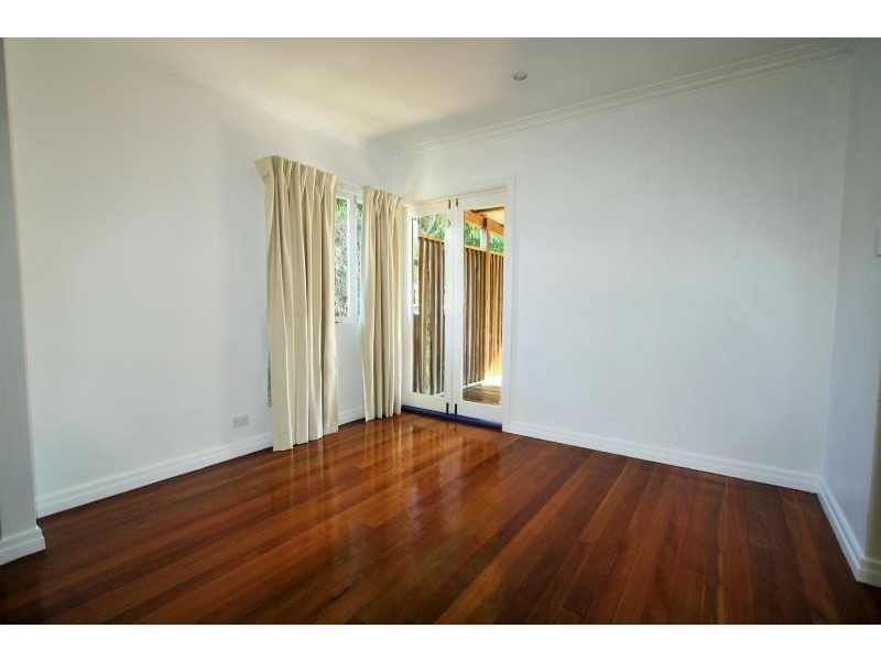 137 Sterculia Avenue, Holland Park West QLD 4121