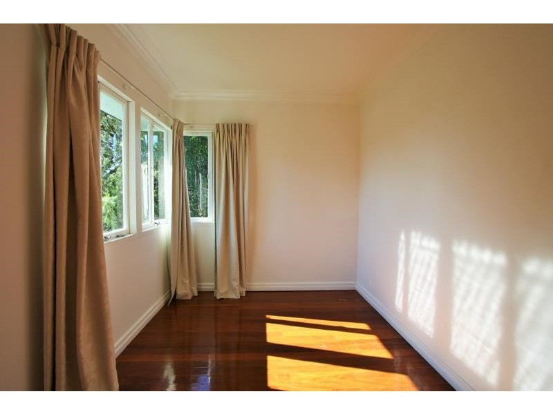 137 Sterculia Avenue, Holland Park West QLD 4121