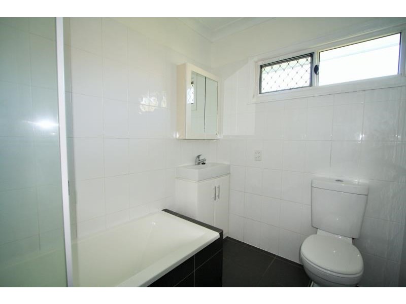 137 Sterculia Avenue, Holland Park West QLD 4121