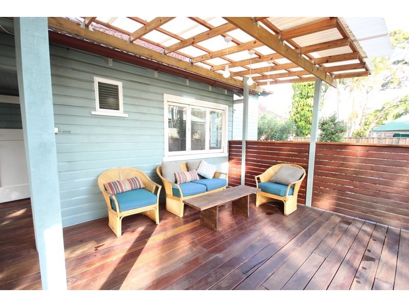 701 Logan Road, Greenslopes QLD 4120