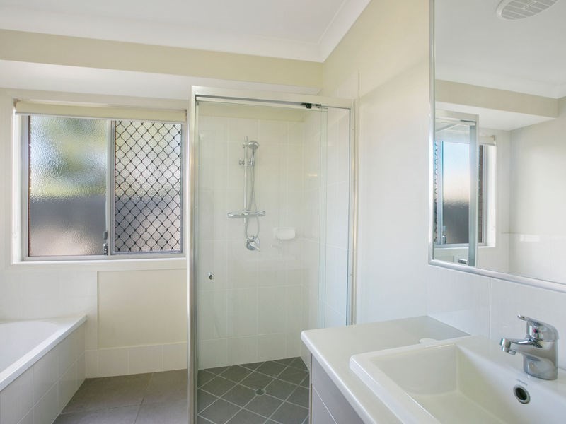 47 Friend Street, Wakerley QLD 4154