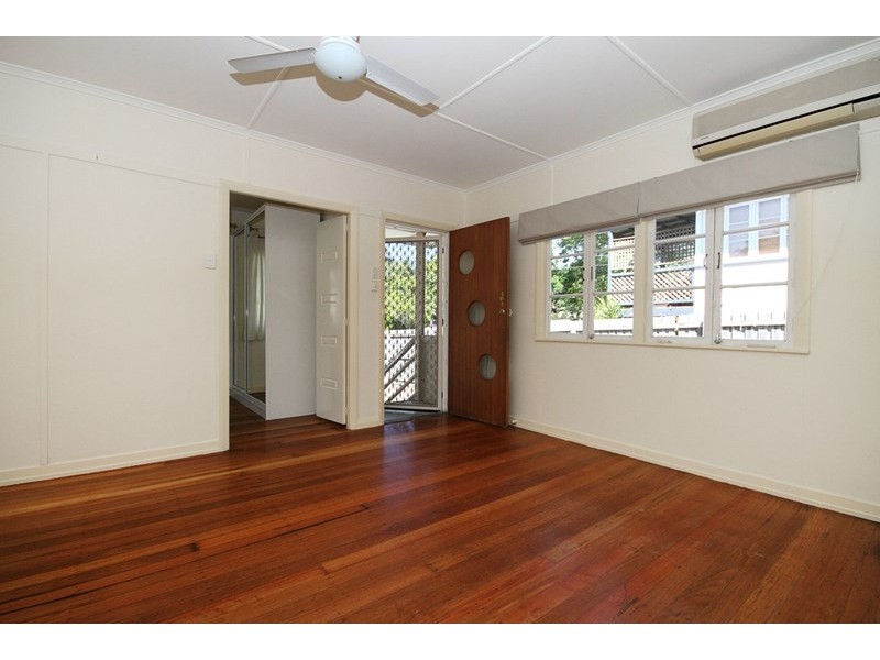 36 Oakfield Street, Mount Gravatt East QLD 4122