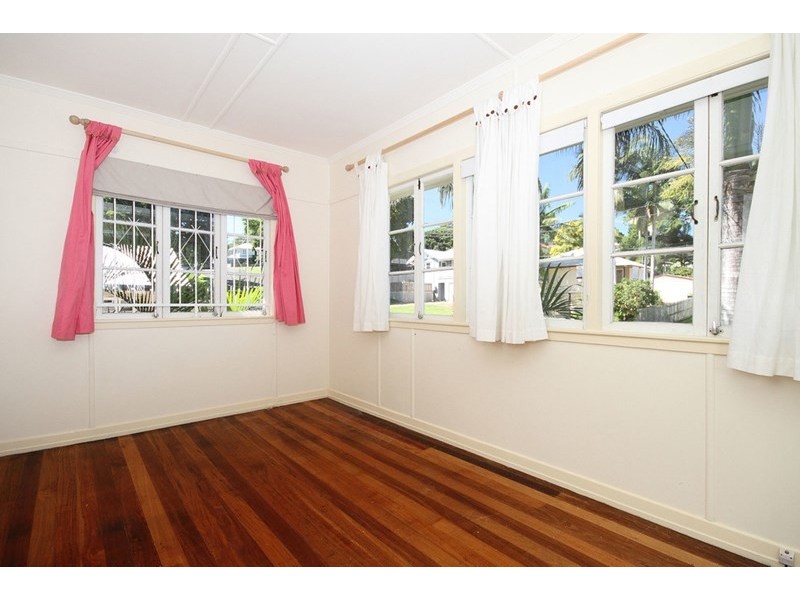 36 Oakfield Street, Mount Gravatt East QLD 4122