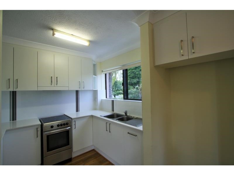 1/43 Swain Street, Holland Park West QLD 4121