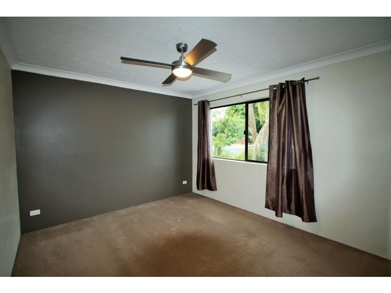 1/43 Swain Street, Holland Park West QLD 4121