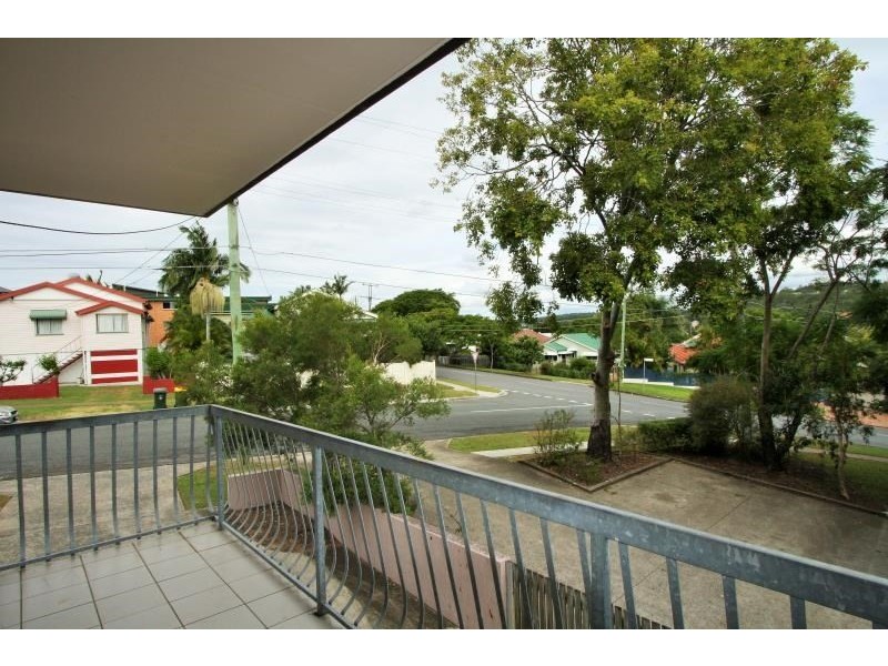 1/43 Swain Street, Holland Park West QLD 4121